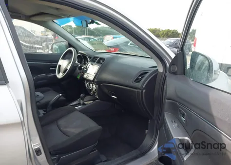 2019 Mitsubishi Outlander Sport 2.0 Es/2.0 Le/2.0 Sp z USA, uszkodzony, nr VIN JA4AP3AU1KU006723